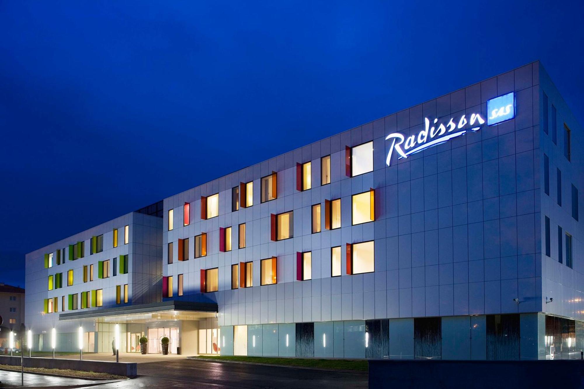 Radisson Blu Hotel Toulouse Airport Бланьяк Экстерьер фото